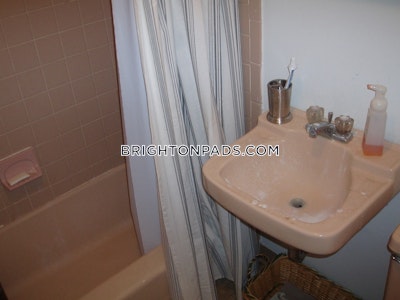 Brighton Apartment for rent 2 Bedrooms 1 Bath Boston - $3,050