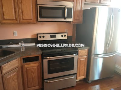 Mission Hill 4 Bed, 1.5 Bath Unit Boston - $5,200