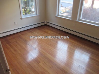 Brookline Apartment for rent 2 Bedrooms 1 Bath  Beaconsfield - $3,445 No Fee