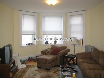 Brookline Apartment for rent 2 Bedrooms 1 Bath  Boston University - $3,900