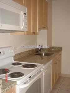 Cambridge 1 Bed 1 Bath CAMBRIDGE  Central Square/cambridgeport - $2,950