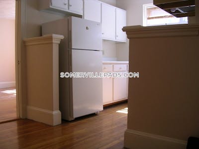 Somerville Davis Square Studio Apartment  Davis Square - $2,450