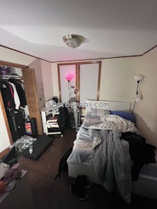 Mission Hill 5 Bed, 2 Bath Unit Boston - $5,500