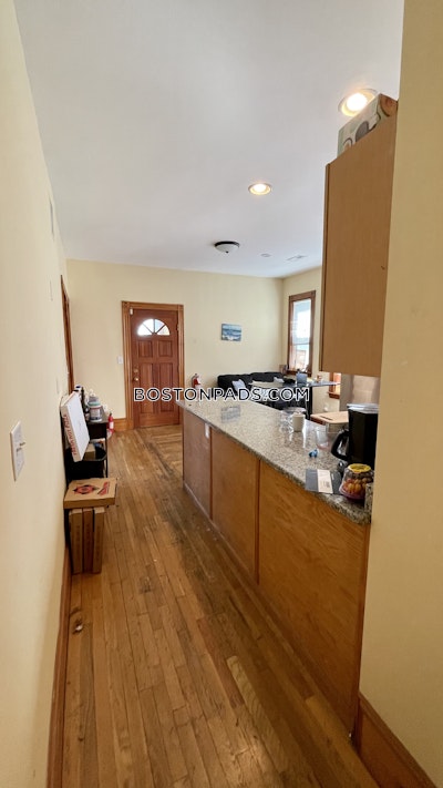 Mission Hill 5 Beds 2 Baths Boston - $5,995 No Fee
