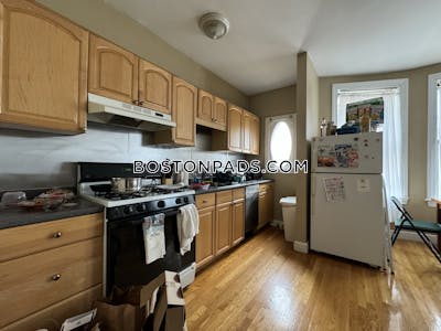 Allston 1 Bed 1 Bath Boston - $2,625 No Fee