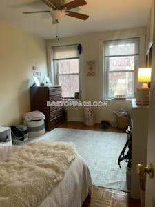 Beacon Hill 2 Bed, 1 Bath Unit Boston - $3,480