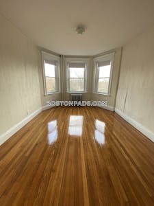 Fenway/kenmore 1 Bed Fenway Boston - $2,695 No Fee