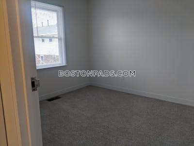Roslindale 3 Beds No Bath Boston - $3,516