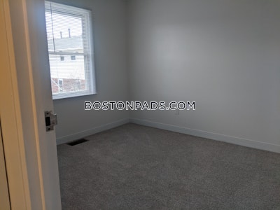 Roslindale 3 Beds No Bath Boston - $3,516