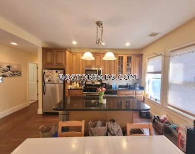 Mission Hill 4 Beds 2 Baths Mission Hill Boston - $6,350 50% Fee