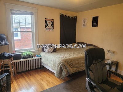 Brighton 3.5 Bed 2 Bath BOSTON Boston - $4,400