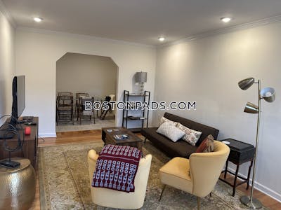 Cambridge Chic 2BD/1BA Harvard Square Apartment  Harvard Square - $4,485 No Fee