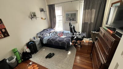 Somerville 4 Bed 1.5 Bath SOMERVILLE  Davis Square - $4,800