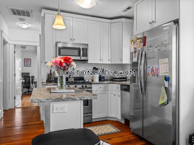 Medford 4 Beds 2 Baths  Tufts - $5,425 No Fee