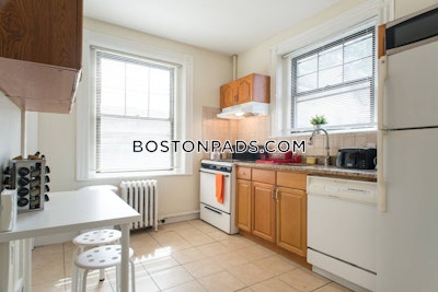 Brookline 4 Beds 2 Baths Coolidge Corner  Coolidge Corner - $5,100