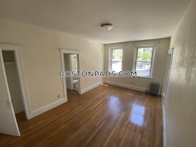 Cambridge Quaint 2BD/1BA Apartment in Harvard Square  Harvard Square - $3,100 50% Fee