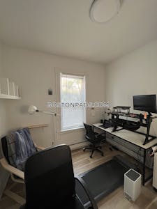 Cambridge 3 Bed, 1.5 Bath Unit  Kendall Square - $4,250