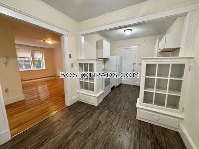 Quincy Adorable 1BD/1BA Quincy Center Apartment  Quincy Center - $1,800