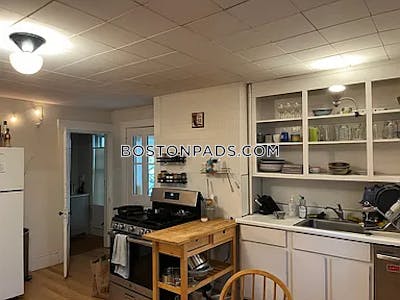 Cambridge 3 Bed 1 Bath CAMBRIDGE  Inman Square - $3,850