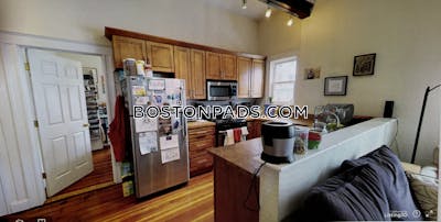 Somerville 3 Bed 1 Bath SOMERVILLE  Winter Hill - $3,750