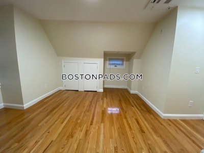 Brookline 4 Bed 2 Bath BROOKLINE- COOLIDGE CORNER $5,900  Coolidge Corner - $5,700 No Fee
