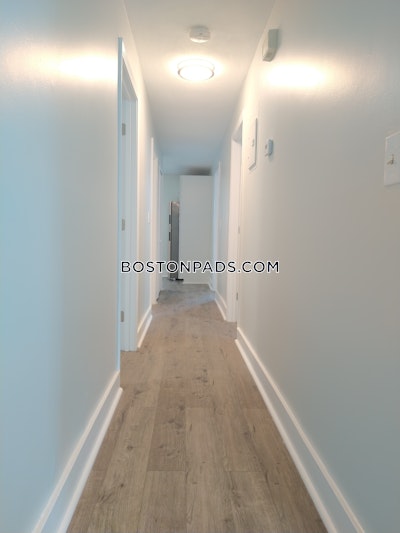 Dorchester Spacious 3 bed 1 bath available 9/1 on Fenton St in Boston! Boston - $3,195 No Fee