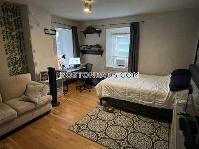 Mission Hill 3 Beds 2 Baths Boston - $4,600
