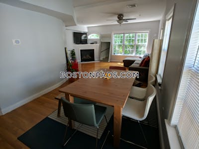 Somerville Open & Spacious 2BD/2BA Teele Square Somerville Apartment  West Somerville/ Teele Square - $3,800