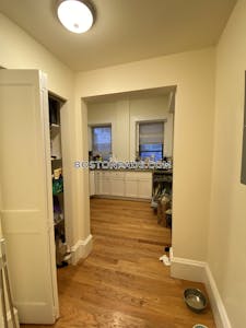 Brookline 2 Bed 1 Bath BROOKLINE- COOLIDGE CORNER $3,800  Coolidge Corner - $3,400 No Fee