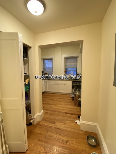 Brookline 2 Bed 1 Bath BROOKLINE- COOLIDGE CORNER $3,800  Coolidge Corner - $3,800 No Fee
