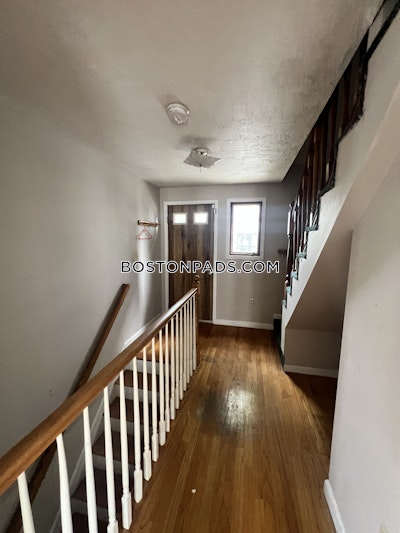 Quincy 3 Bed 1 Bath QUINCY  Quincy Center - $3,300