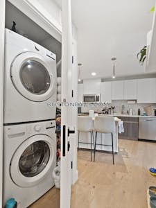 Somerville Beautiful 2-Bed 2-Bath  Spring Hill - $4,450