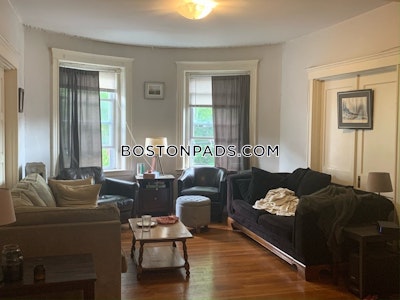 Brookline 4 Beds 2 Baths  Washington Square - $5,000 No Fee