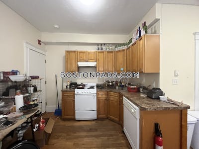 Mission Hill 4 Beds 2 Baths Boston - $3,995 No Fee