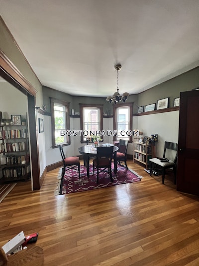 Jamaica Plain 3 Bed 1 Bath BOSTON Boston - $3,400 No Fee