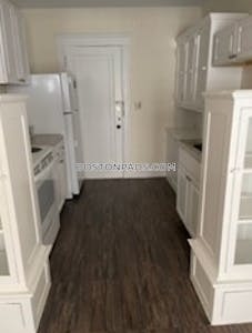 Quincy 1 Bed 1 Bath  Quincy Center - $1,800