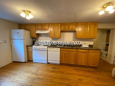 Allston 3 Beds 2 Baths Boston - $2,750