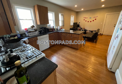 Somerville 4 Beds Tufts  Tufts - $5,100