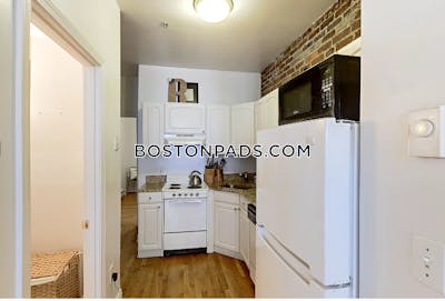 North End 2 Beds 1 Bath Boston - $3,695