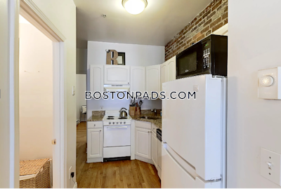 North End 2 Beds 1 Bath Boston - $3,695