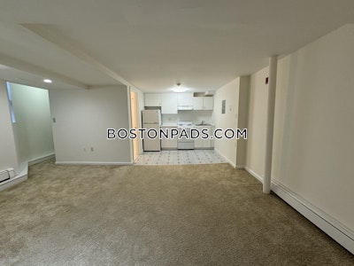 Brookline 0 Bed 1 Bath BROOKLINE- COOLIDGE CORNER $2,325  Coolidge Corner - $2,325 No Fee