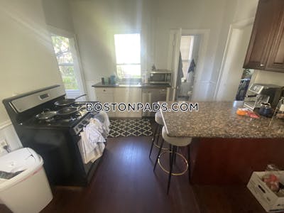 Somerville 5 Beds 1 Bath  Tufts - $5,000 No Fee