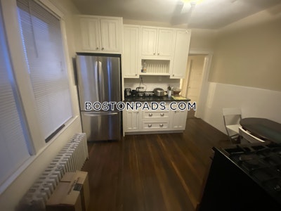 Medford 3 Bed 1 Bath MEDFORD  Tufts - $3,300