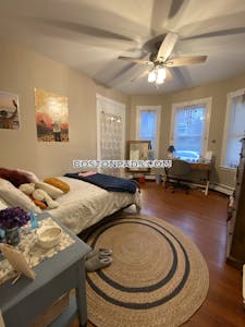 Mission Hill 5 Beds 2 Baths Boston - $6,000 No Fee