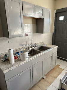 Allston 4 Beds 1 Bath Boston - $3,900