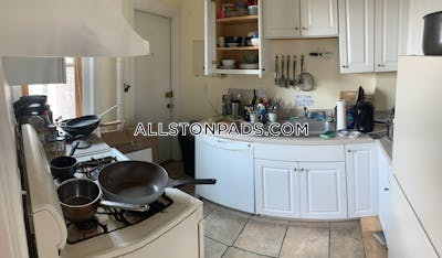 Allston Apartment for rent 2 Bedrooms 1 Bath Boston - $2,800
