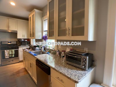 Medford 3 Beds Tufts  Tufts - $3,900