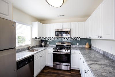 Saugus Apartment for rent 2 Bedrooms 2 Baths - $3,044 75% Fee