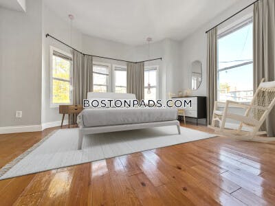 Dorchester 3 Beds 2 Baths Boston - $3,195 No Fee