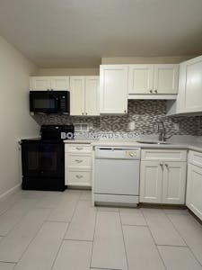 Brookline 3 Beds 2 Baths  Longwood Area - $4,300